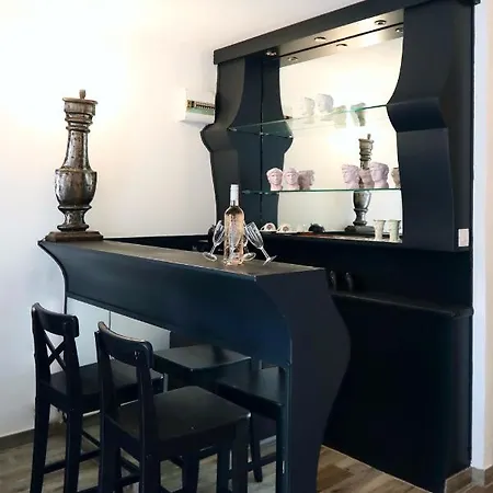 Appart hôtel Tropez Centre, La Bravade 2 Pour 4, Romana Saint-Tropez