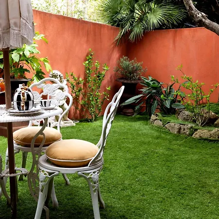 Tropez Centre, La Bravade 2 Pour 4, Romana 3*